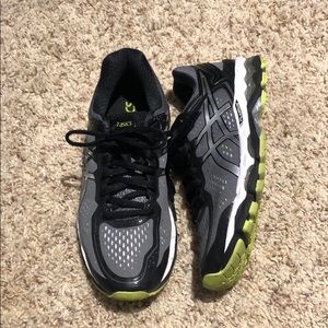 ASICS gel-kayano 22 shoe